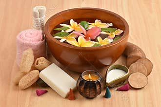 Flowers spa tub, Frangipani flowers spa tub and spa skin with Yacon roots, fresh milk and soap.