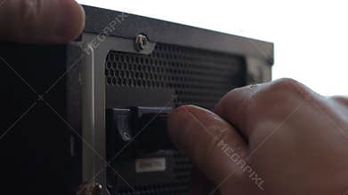 Connect the Power Cord to the Computer