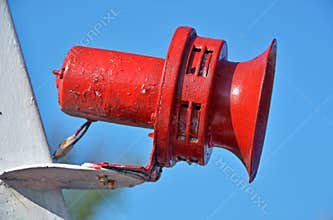 Red boat horn