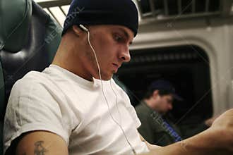 Passenger&Headphones