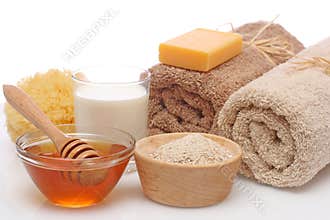 Oatmeal, milk and honey spa