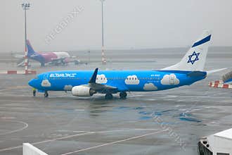 El Al Boeing 737-800 former UP livery