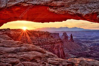 Mesa Arch at Sunrise, Canyonlands National Park, Utah