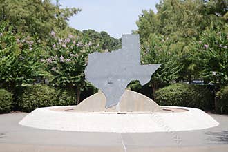Texas Welcome Center Statue