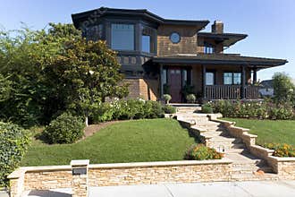 Custom Home In Newport Beach, CA
