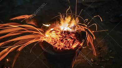 Indian Traditional Broiler Called Sigdi, Fire In Motion
