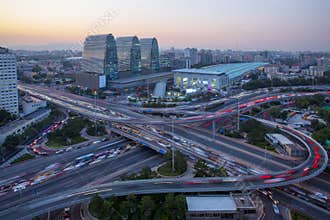 High pass cross bridge, busy vehicles in motion