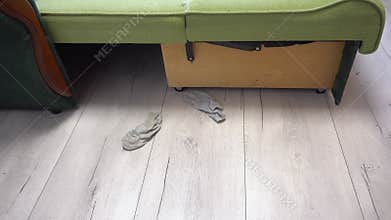 Dirty socks falling under the bed and on the floor, quick change, the couple missed each other