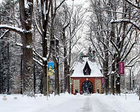 Winter Wonderland Covers Biltmore Gatehouse