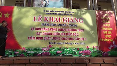 Vietnamese schoolgirls are practicing performing arts to prepare for the opening day of the new school year