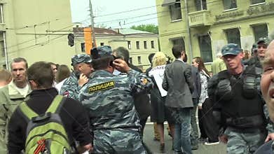 The police are on the March of the Russian opposition