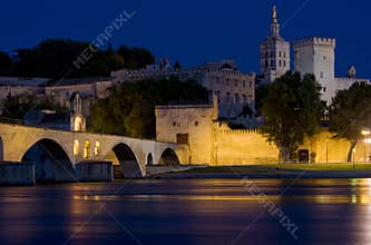 Avignon at night
