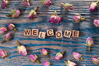 Welcome on wooden cube