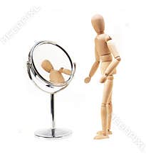 Narcissist wood mannekin over white
