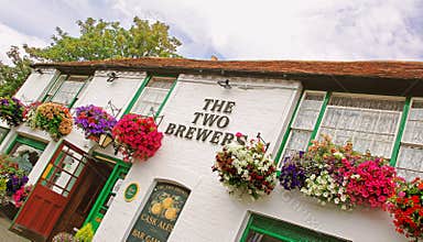 Oldest country pub in kent with summer hanging flower baskets