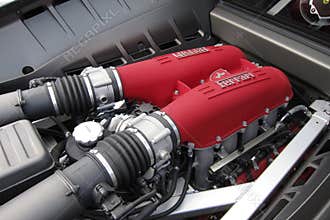 Ferrari 458 engine