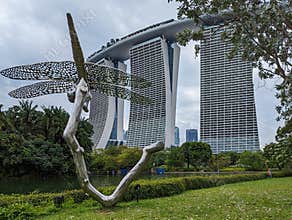 The Iconic Hotel of Singapore with a statue from the Gardens