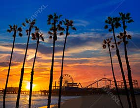 Santa Monica California sunset on Pier Ferrys wheel