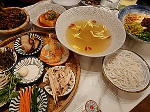 Human cross bridge noodles