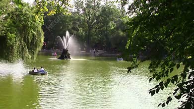 Relaxation in the park