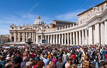 Crowd of people in St. Peters basilica, Vatican