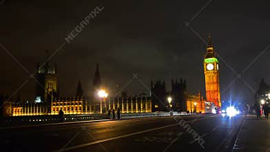 London red bus on Westminister bridge with Big Ben