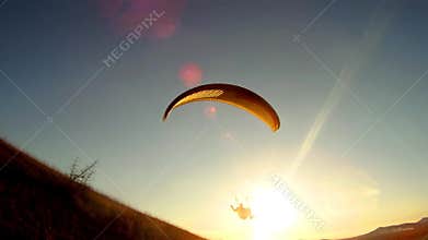Following Parachute silhouette