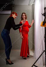 Backstage photostudio girls