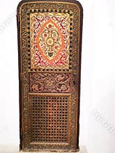 Old door decorated in brÃ¢ncovenesc style