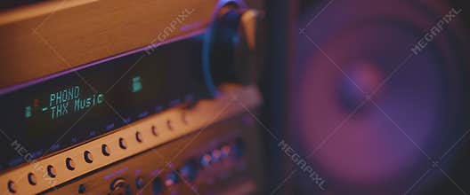 6k video of an focus motion on a hifi audio setup