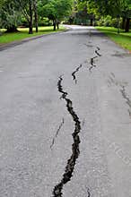 Christchurch Earthquake - Cracks in Mona Vale