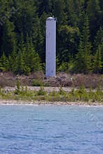 Bois Blanc Island Automatic Light  827833