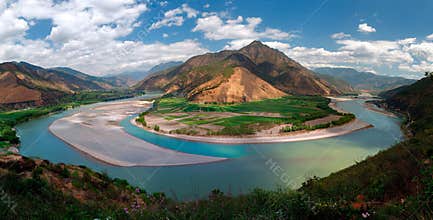 Yangtze River First Bay