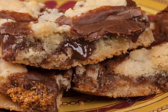 Mom`s famous Can`t Leave Alone dessert bars