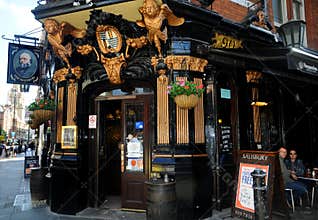 The Salisbury pub in London