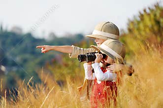 Exploring kids
