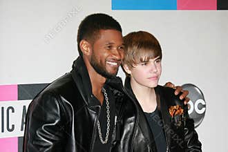Justin Bieber,Usher