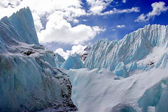 Glaciers in Mount Everest
