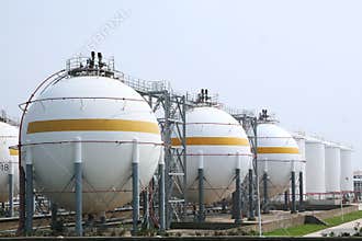 Natural gas warehouse