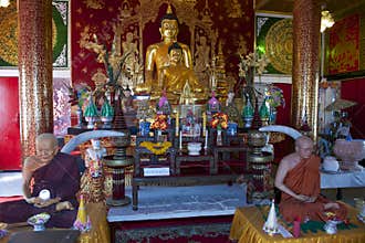 Wat Mani Phraison interior, town of Mae Sot, Tak province, Thailand