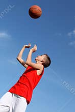 kids sports , basketball