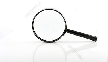 Magnifying lens