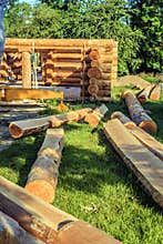 Log house under construction