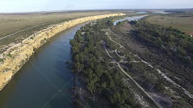 Big Bend on River Murray near Nildottie
