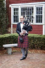 Bagpiper wearing kilt