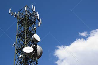 Telecommunications tower