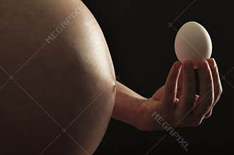 Naked abdomen egg