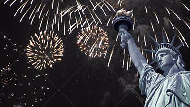 Seamless loop - Statue of liberty, night sky fireworks, HD video