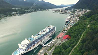 Alaska cruise ship