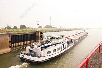 Lock chambers